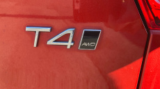 Volvo Xc40 2.0 T4 Momentum 5dr AWD Geartronic Petrol Estate